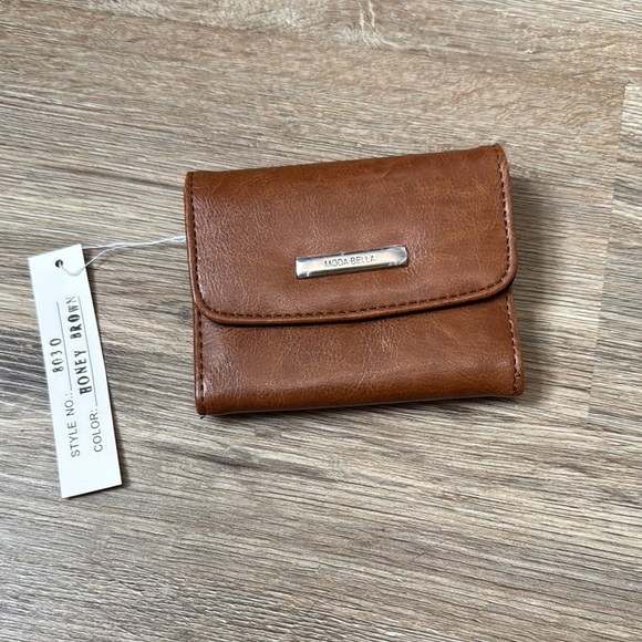 Moda Bella Brown Wallet - Picture 1 of 6